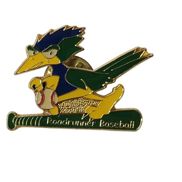 Cooperstown Dreams Park Baseball Trading Pin Roadrunner 2004 Green Blue - Picture 1 of 5